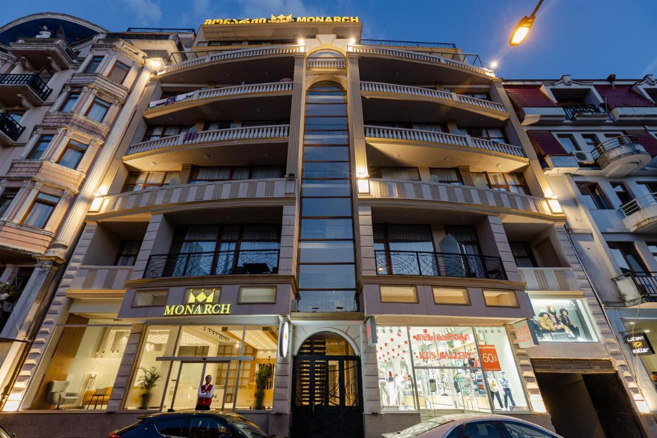 Hotel Monarch Batumi Exteriör bild